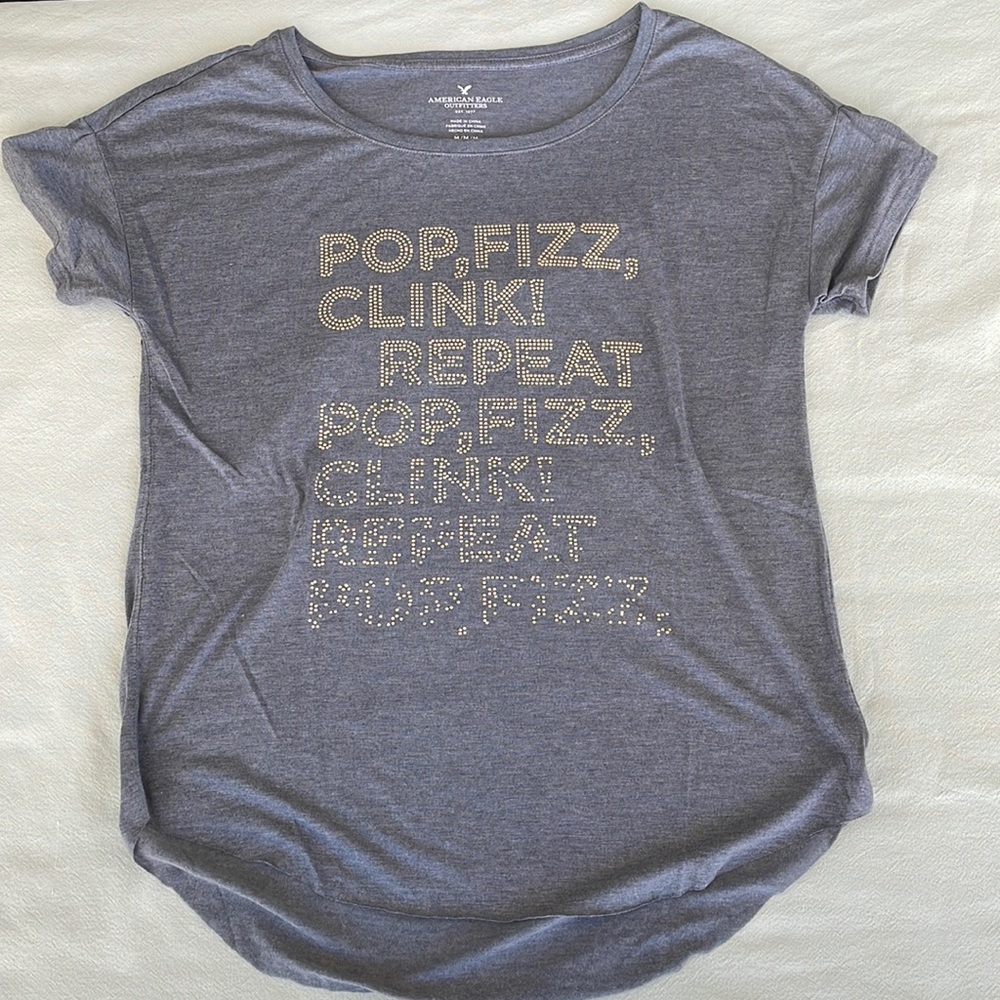 American eagle outfitters T-shirt size M